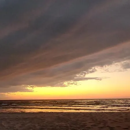 Lazur Polanki Park 公寓 *