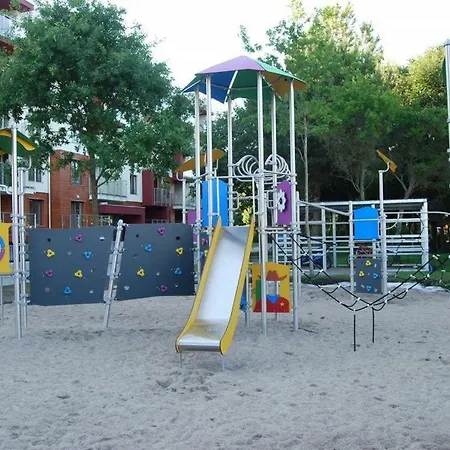 公寓 Lazur Polanki Park