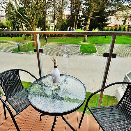 아파트 Lazur Polanki Park *