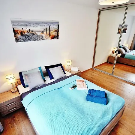 아파트 Lazur Polanki Park 코워브제크