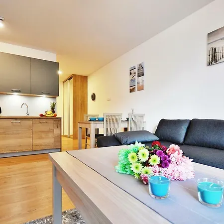Lazur Polanki Park Apartment Kolobrzeg